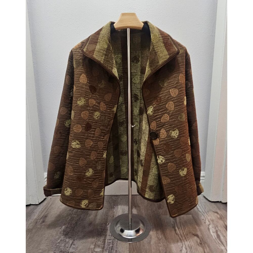 Women's Printed Jacket Size Medium